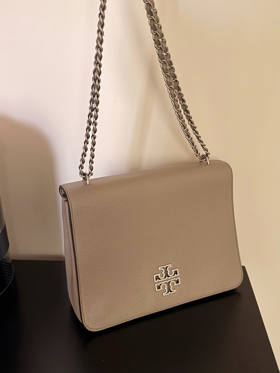 Tory Burch Handbags - Tory Burch Pebbled Leather Shoulder Bag in Taupe Gray